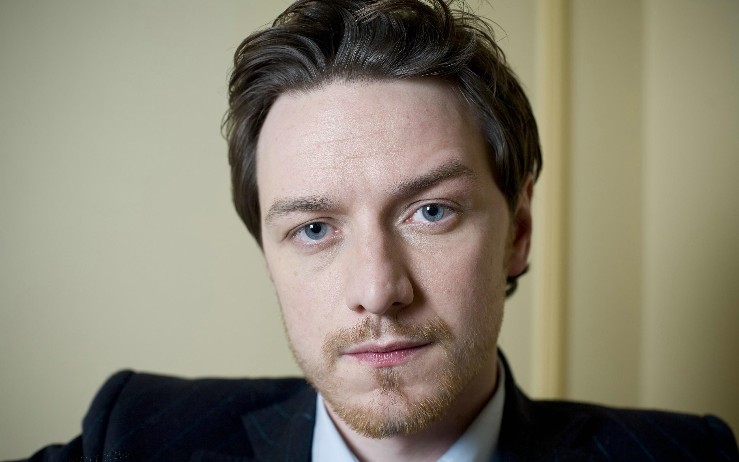 2560x1600 Actor, James McAvoy, Scottish, James McAvoy widescreen wallpaper