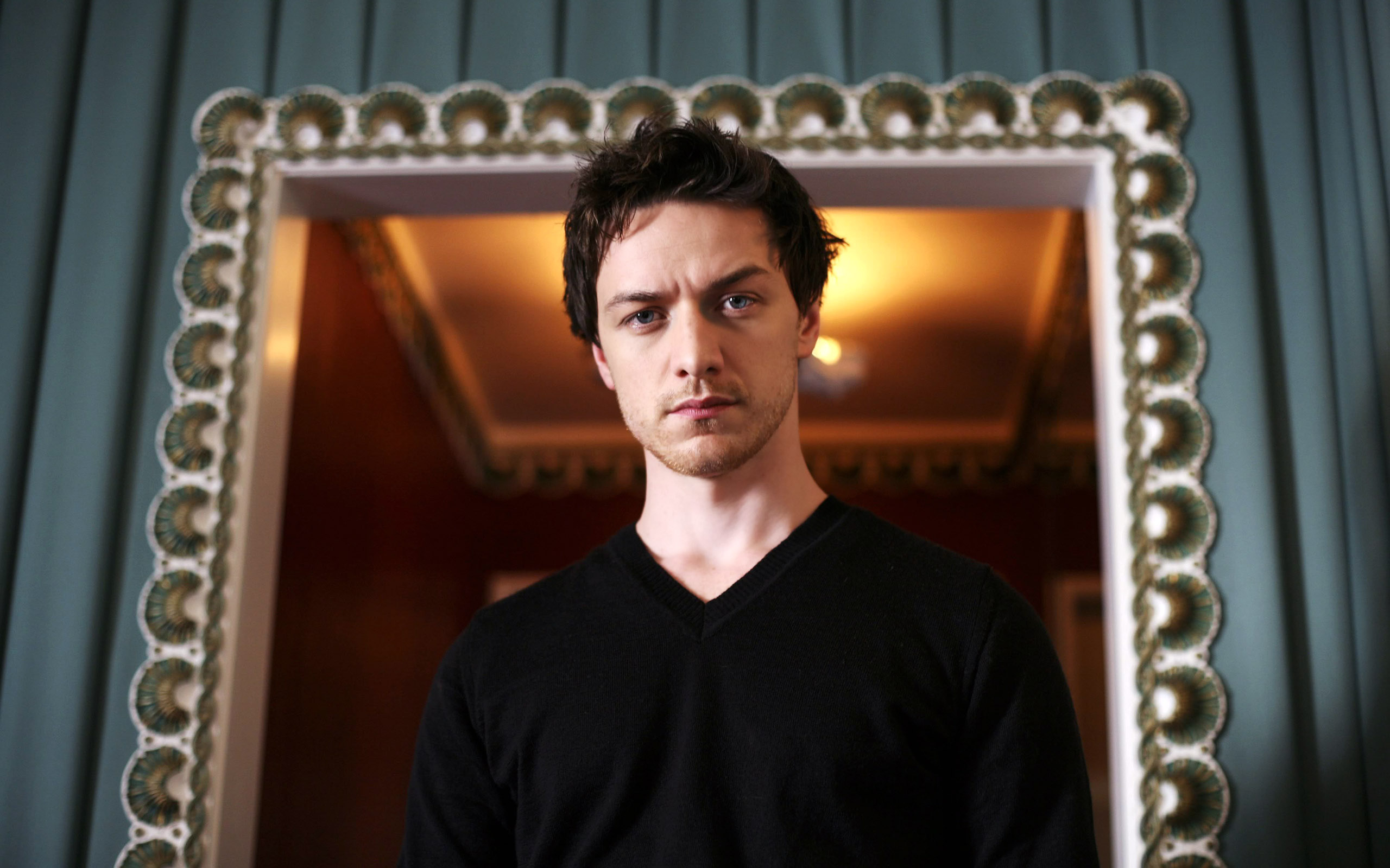 2560x1600 Actor, James McAvoy, Scottish, James McAvoy hd background