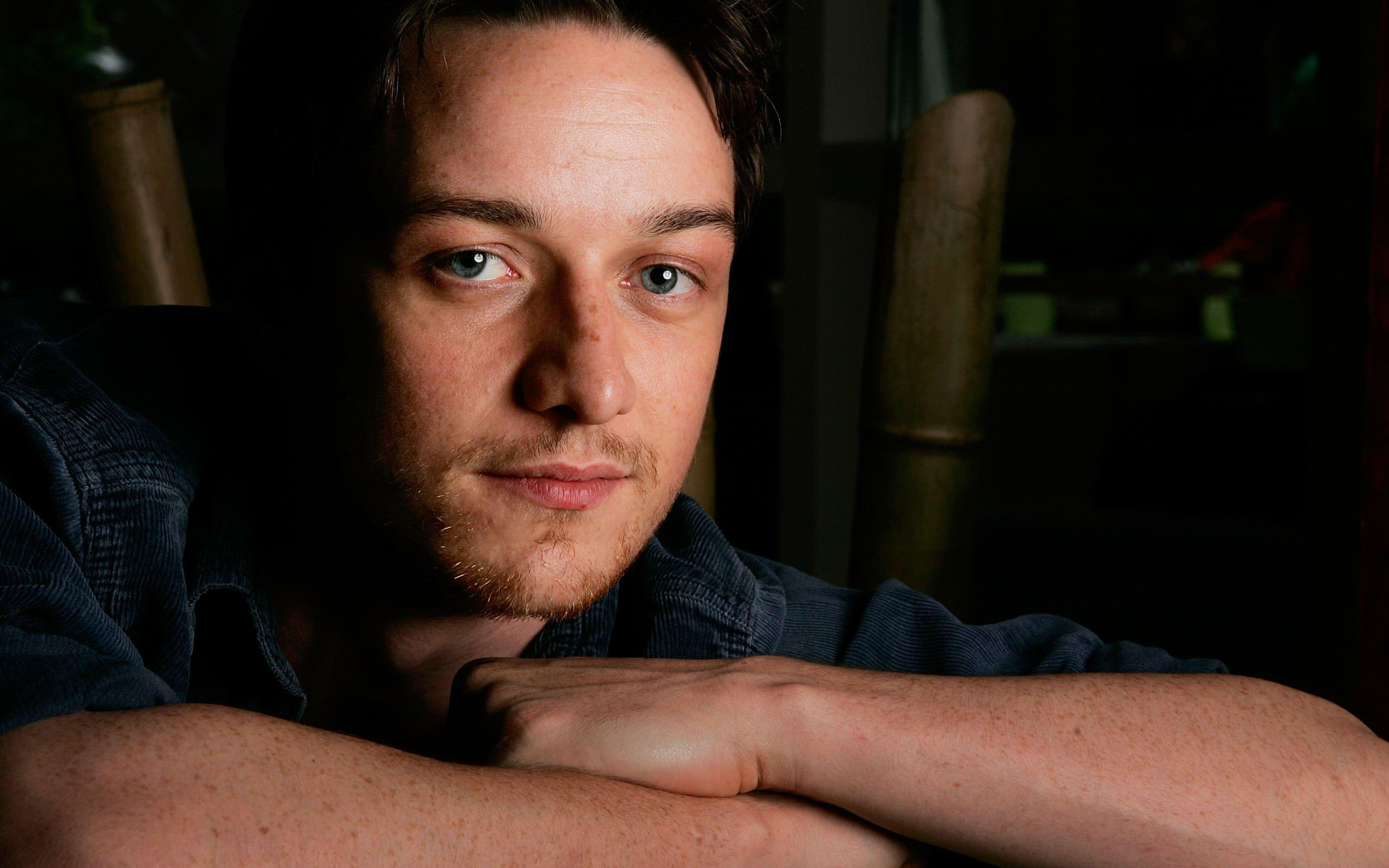 2880x1800 Actor, James McAvoy, Scottish, James McAvoy hd background