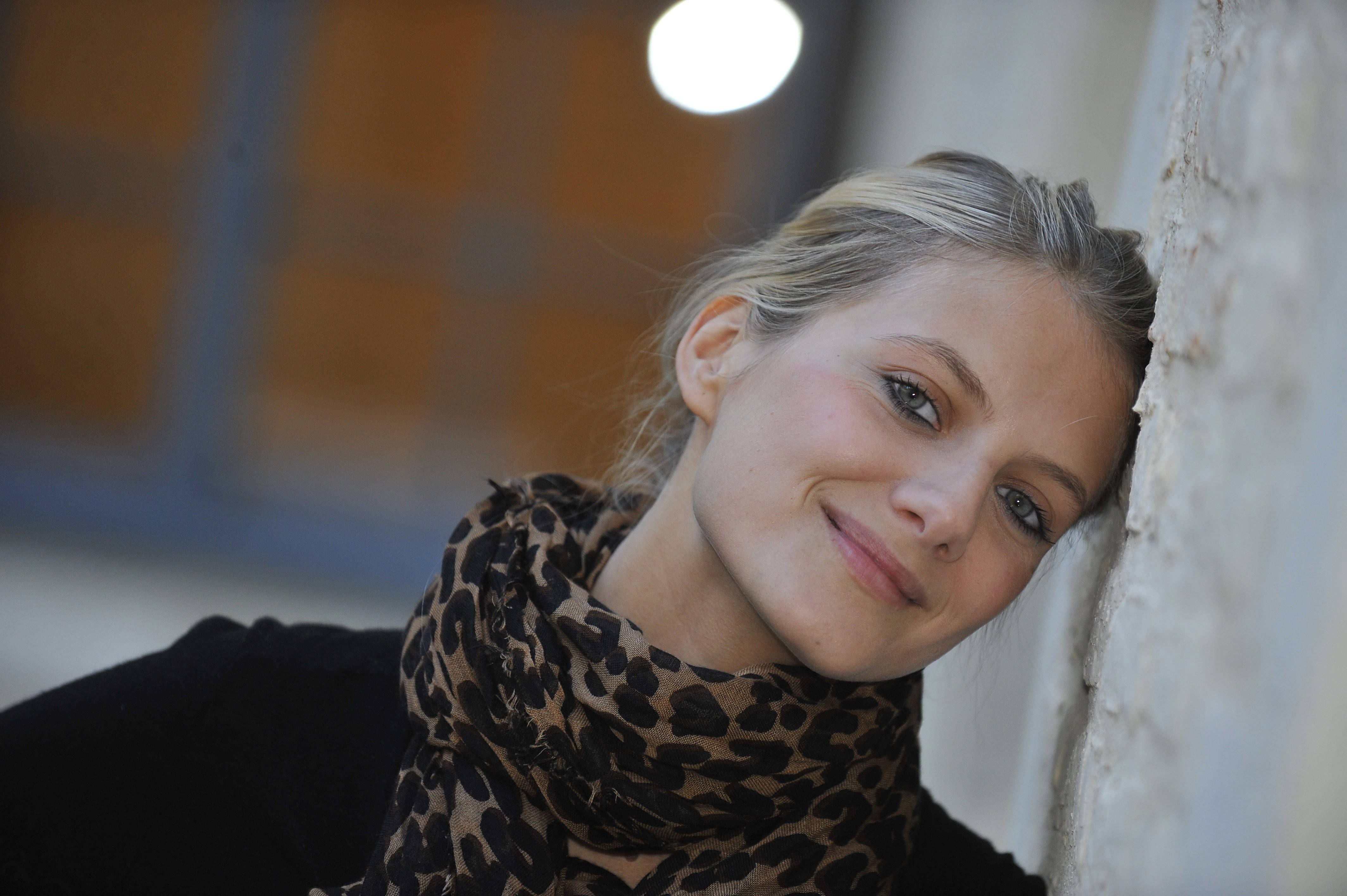 4256x2832 Actress, French, Melanie Laurent, Melanie Laurent desktop background