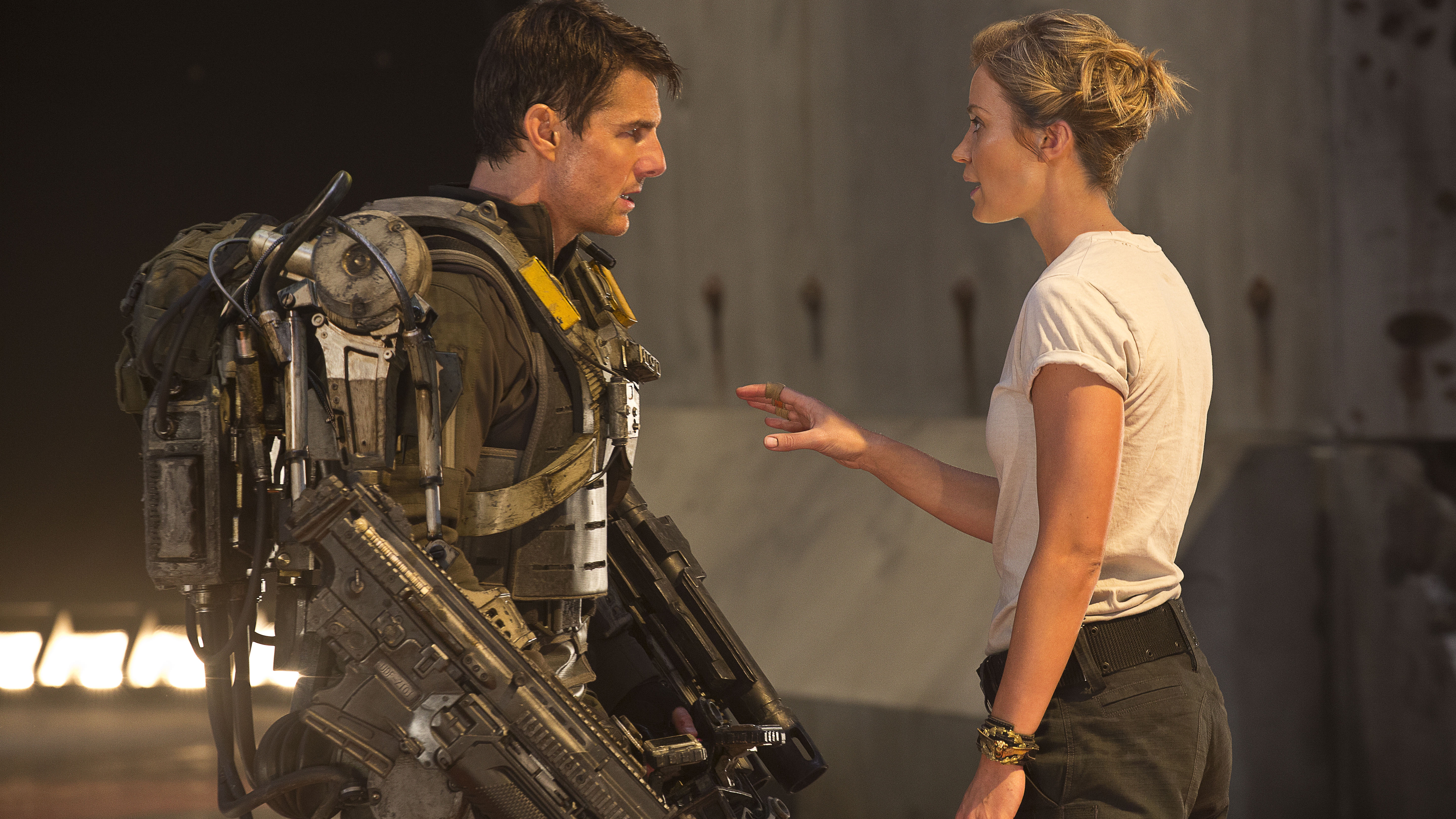 5800x3263 Emily Blunt, Tom Cruise, Tom Cruise hd background