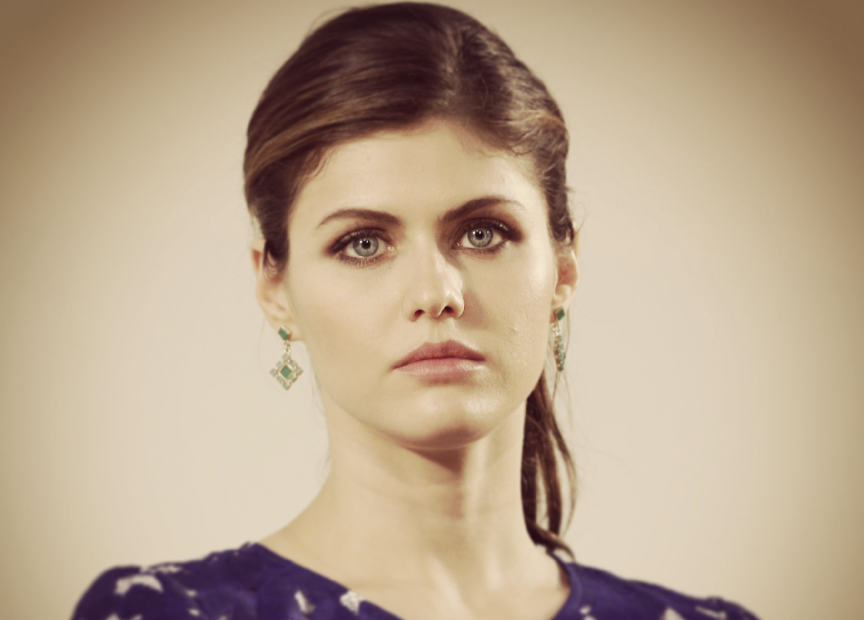 3543x2542 Actress, Alexandra Daddario, American, Blue Eyes, Brunette, Earrings, Face, Alexandra Daddario wallpaper for computer