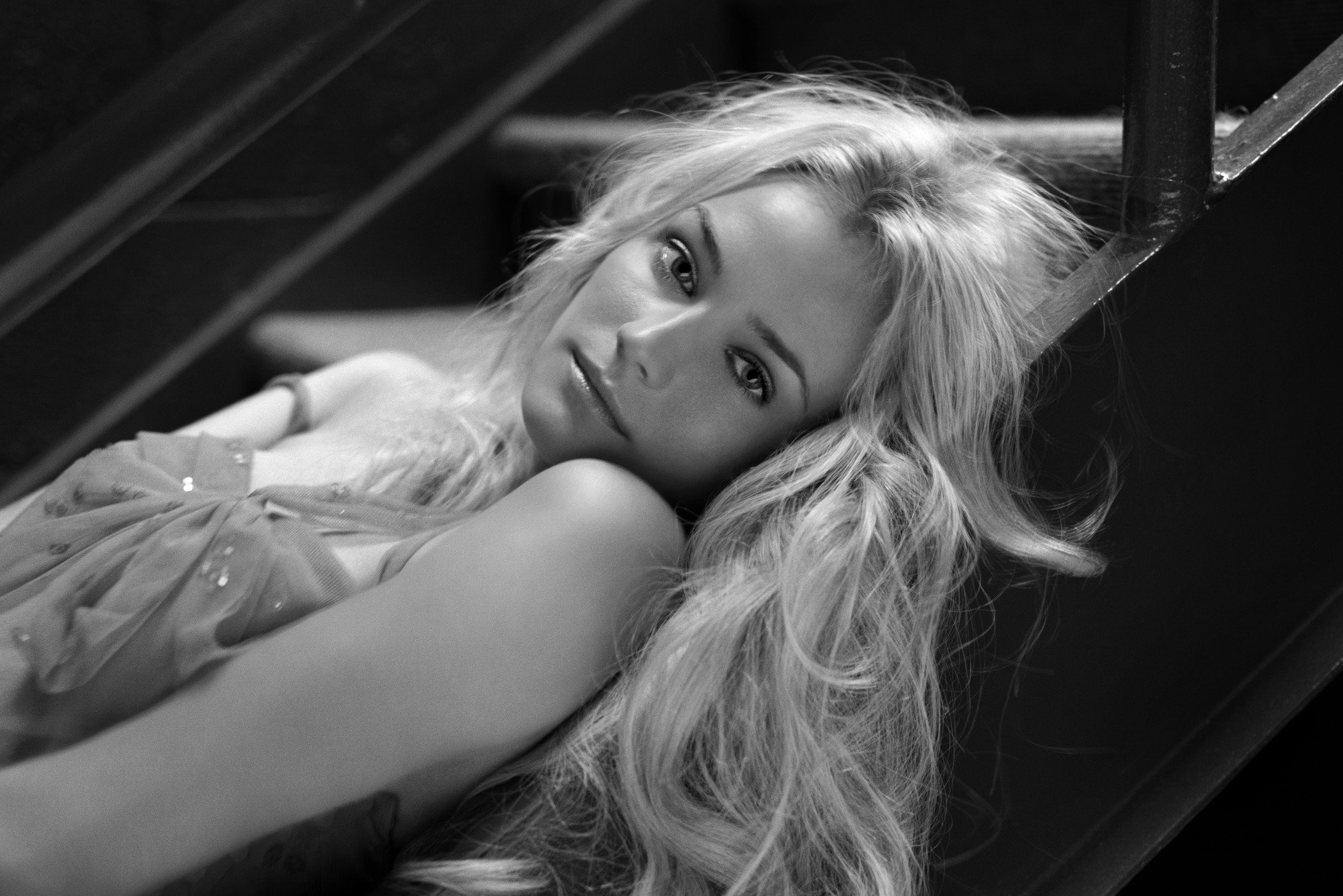 2100x1401 Diane Kruger, Diane Kruger windows wallpaper